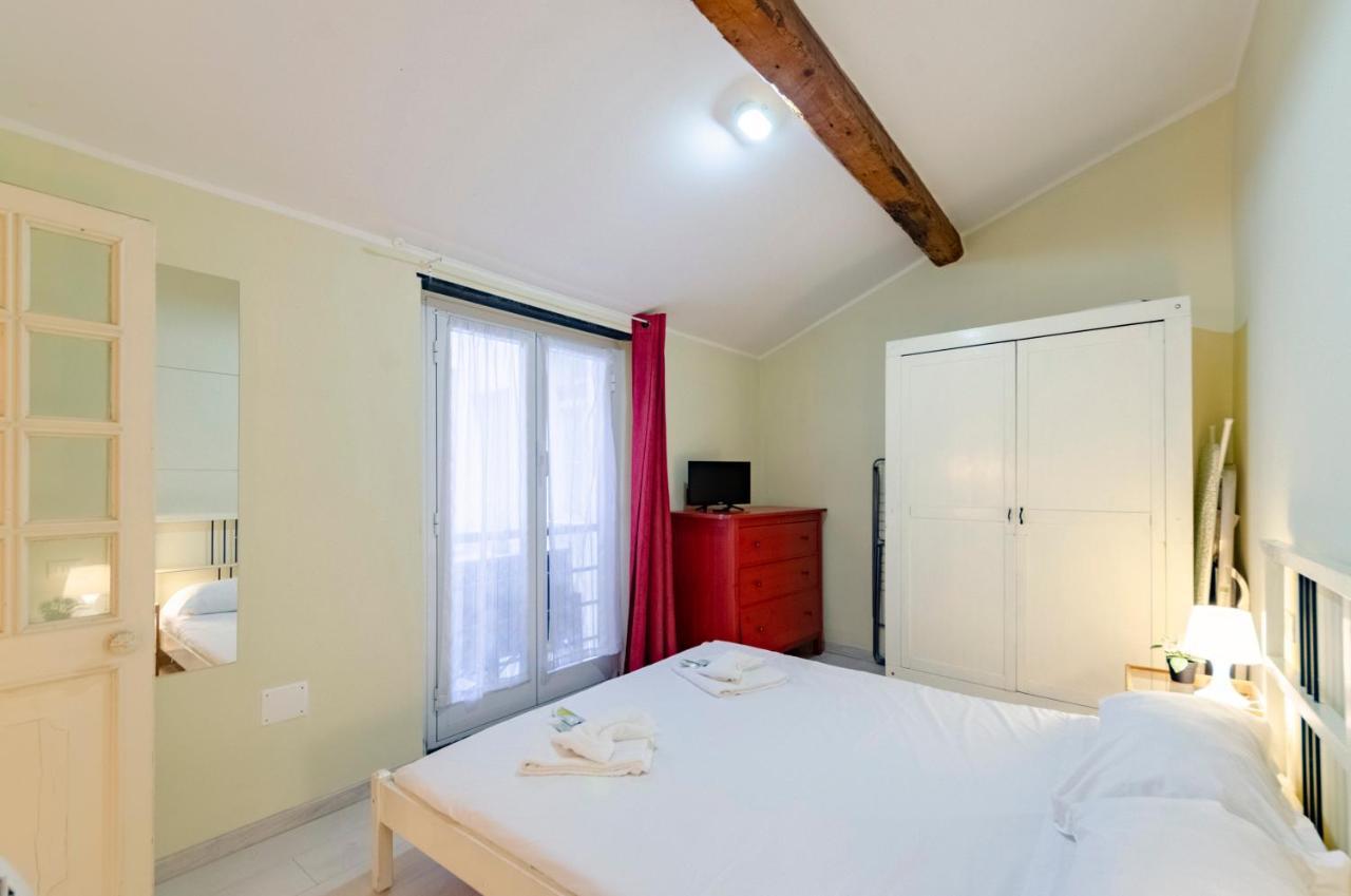 Apartament Joivy Cosy Flat In The Centre Genua Zewnętrze zdjęcie