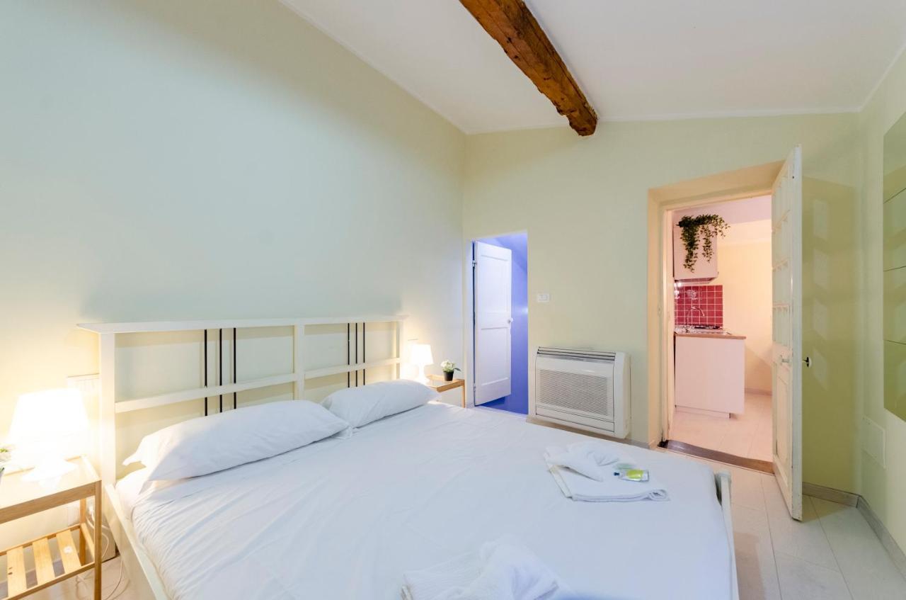 Apartament Joivy Cosy Flat In The Centre Genua Zewnętrze zdjęcie