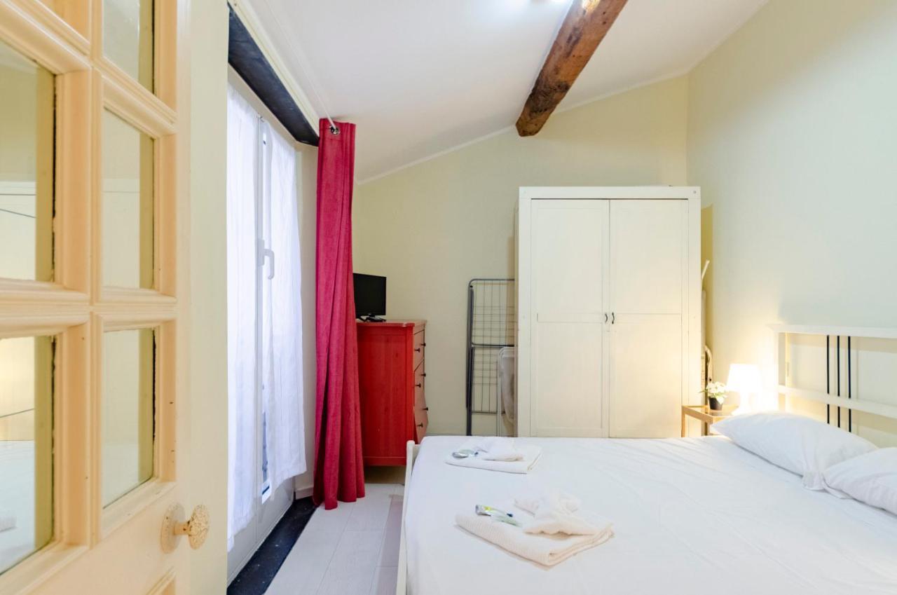 Apartament Joivy Cosy Flat In The Centre Genua Zewnętrze zdjęcie